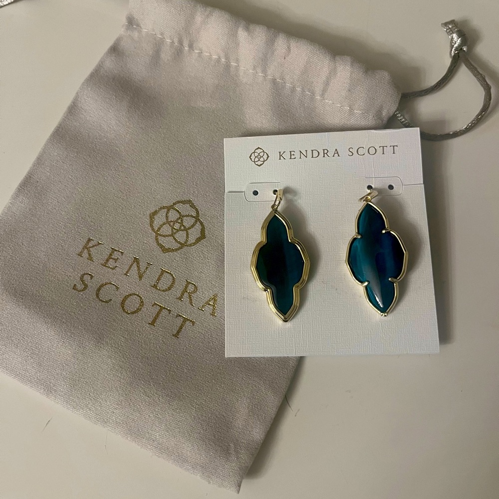 Kendra Scott Gold framed Abbie Drop Earrings